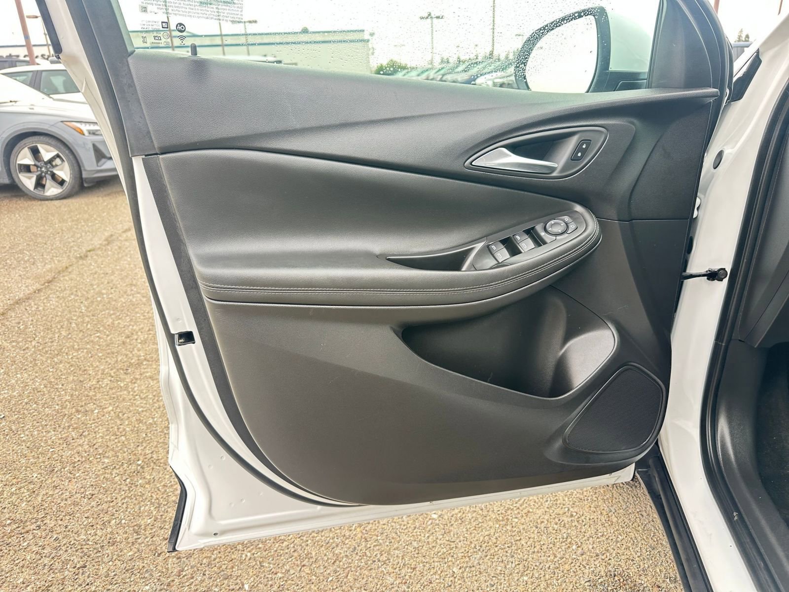 Used 2025 Buick Encore GX Preferred image 20