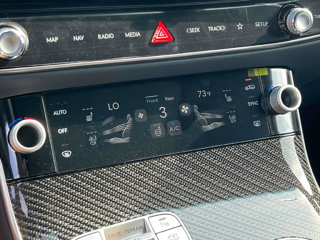 New 2027 Genesis GV70 3.5T Prestige AWD/4WD image 19