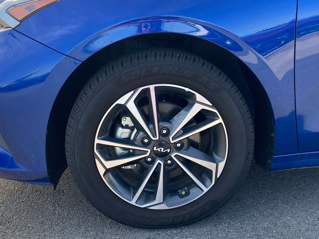 Certified 2024 Kia Forte LXS image 30