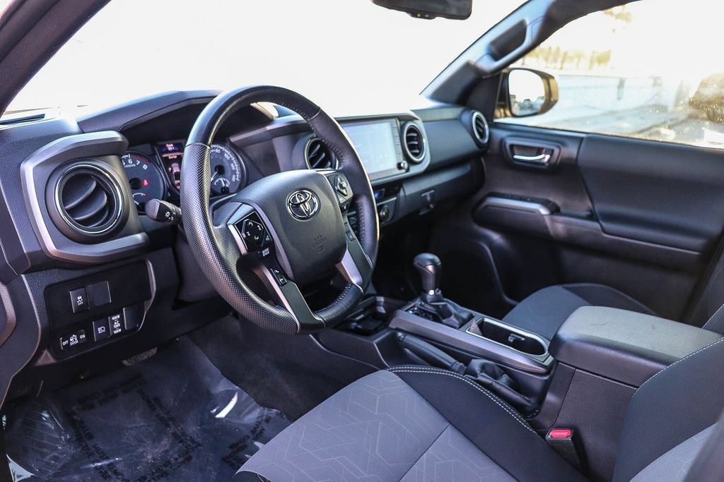 Used 2022 Toyota Tacoma TRD Off-Road w/ Technology Package RWD image 22