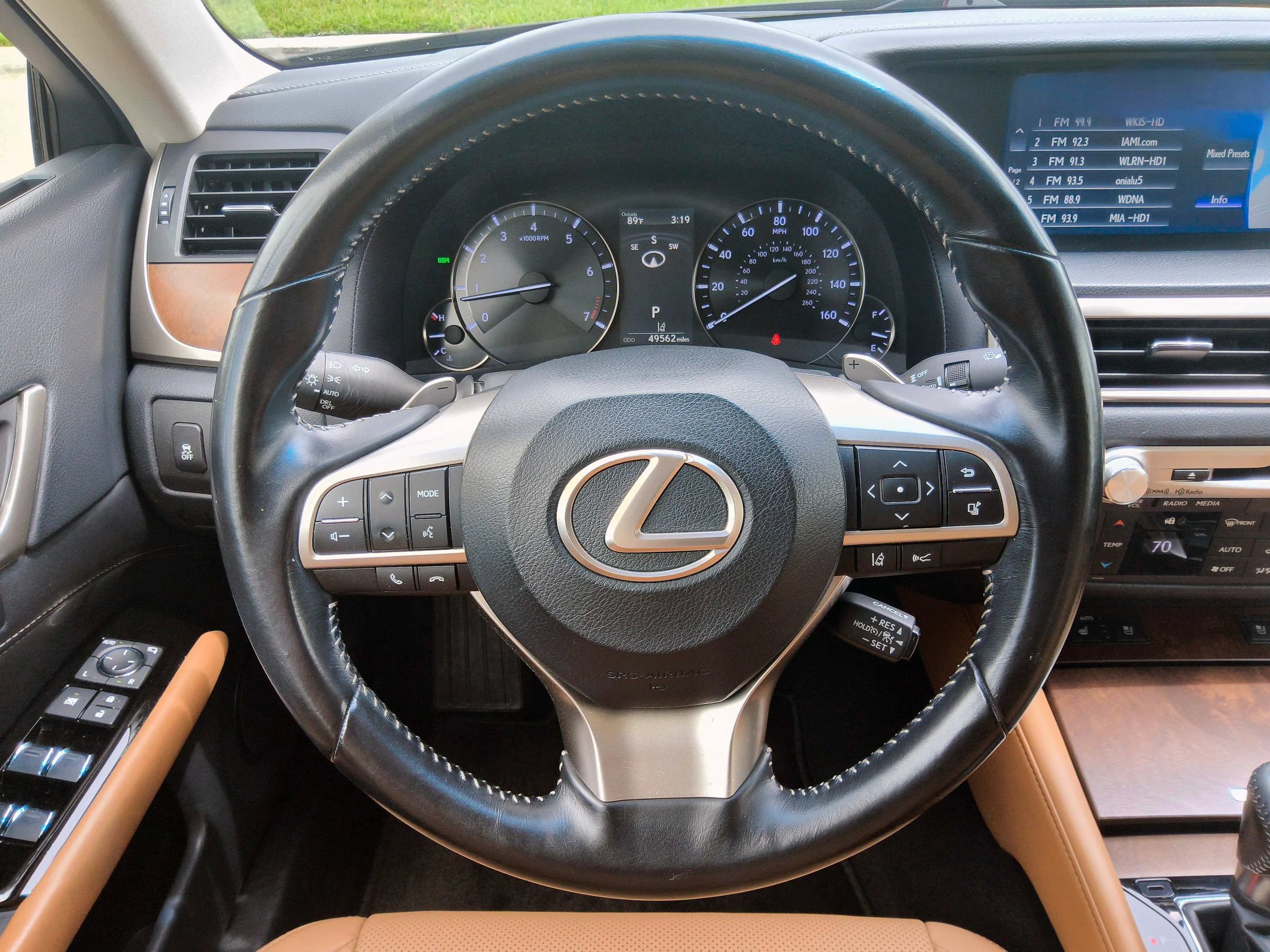 Used 2017 Lexus GS 350 w/ Preferred Accessory Package RWD image 7