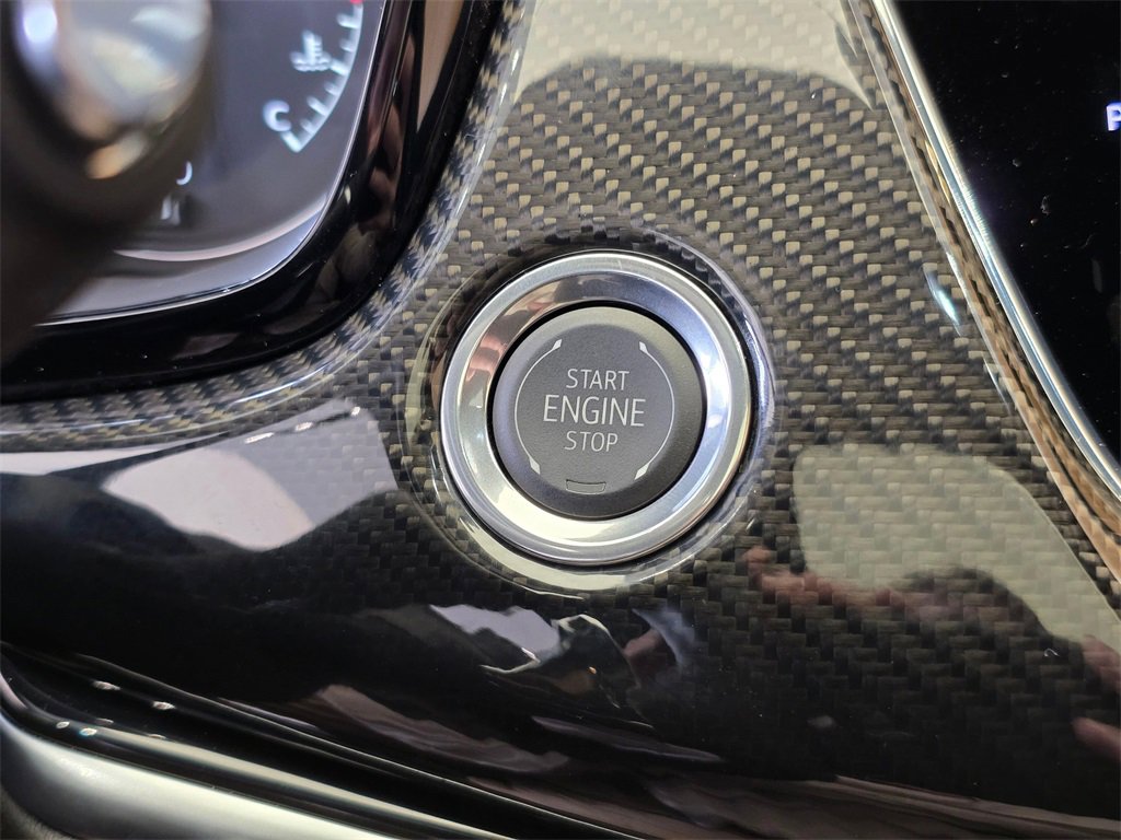 New 2025 Cadillac XT6 Sport w/ Technology Package image 37