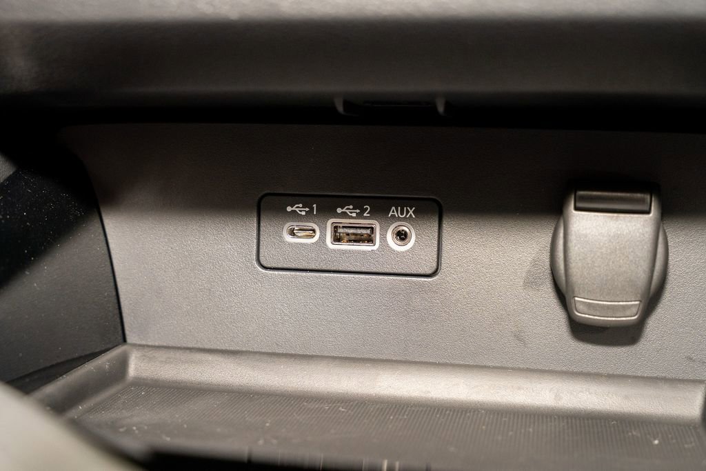 New 2025 Nissan Altima 2.5 SR image 16