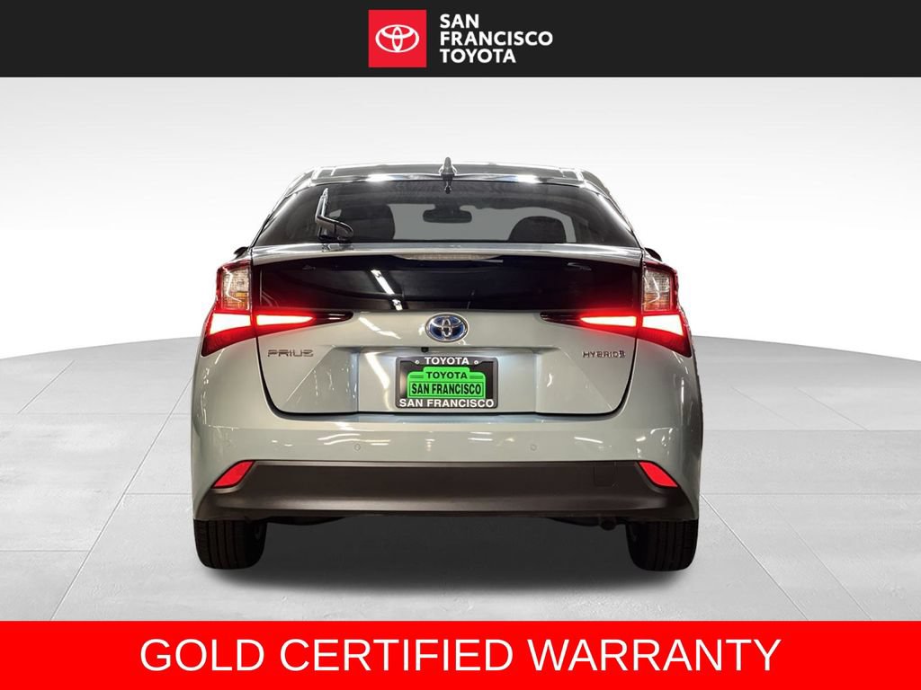 Certified 2022 Toyota Prius LE FWD image 4