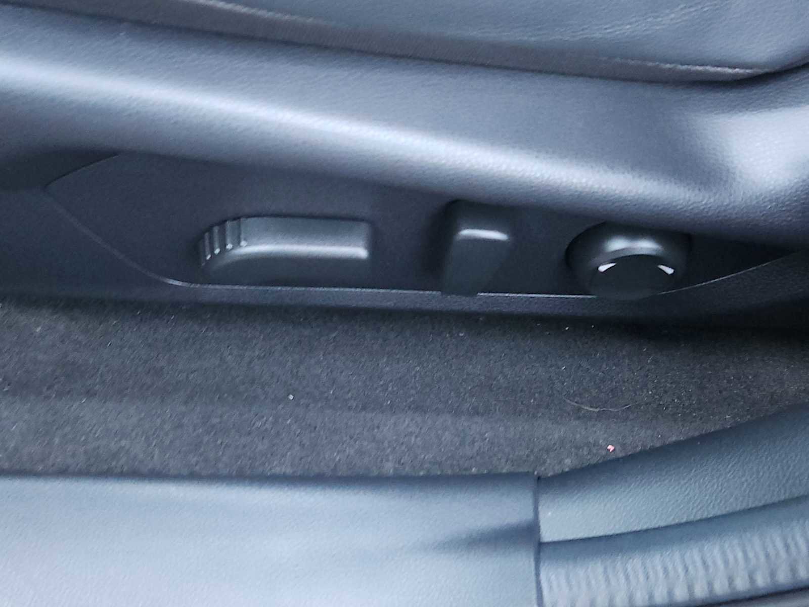 Used 2024 Subaru Crosstrek 2.5i Limited image 21