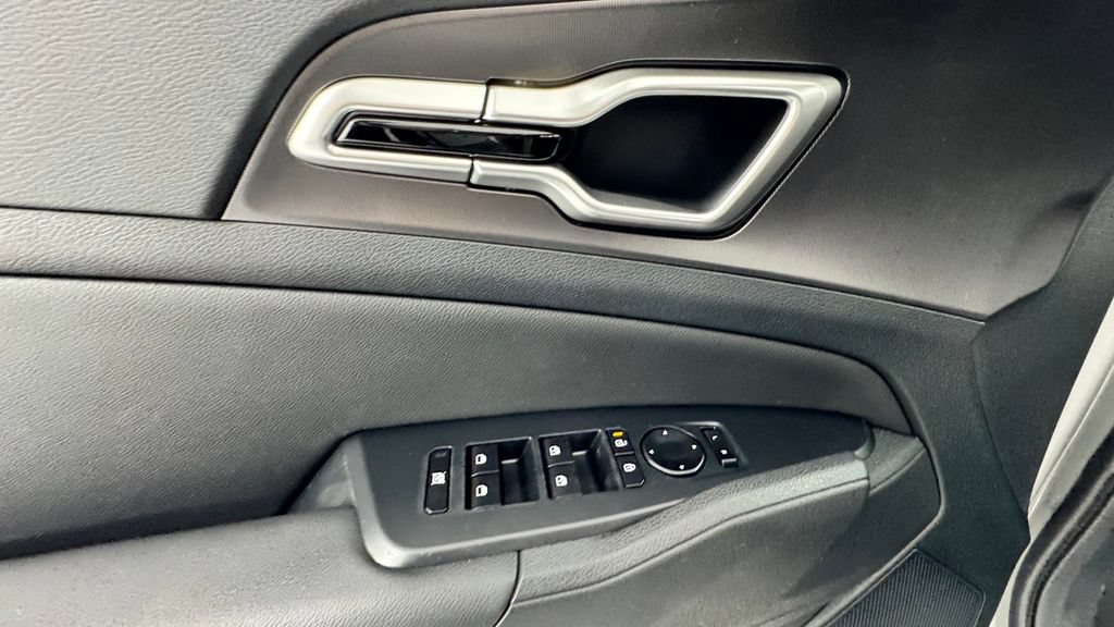 New 2026 Kia Sportage EX FWD image 20