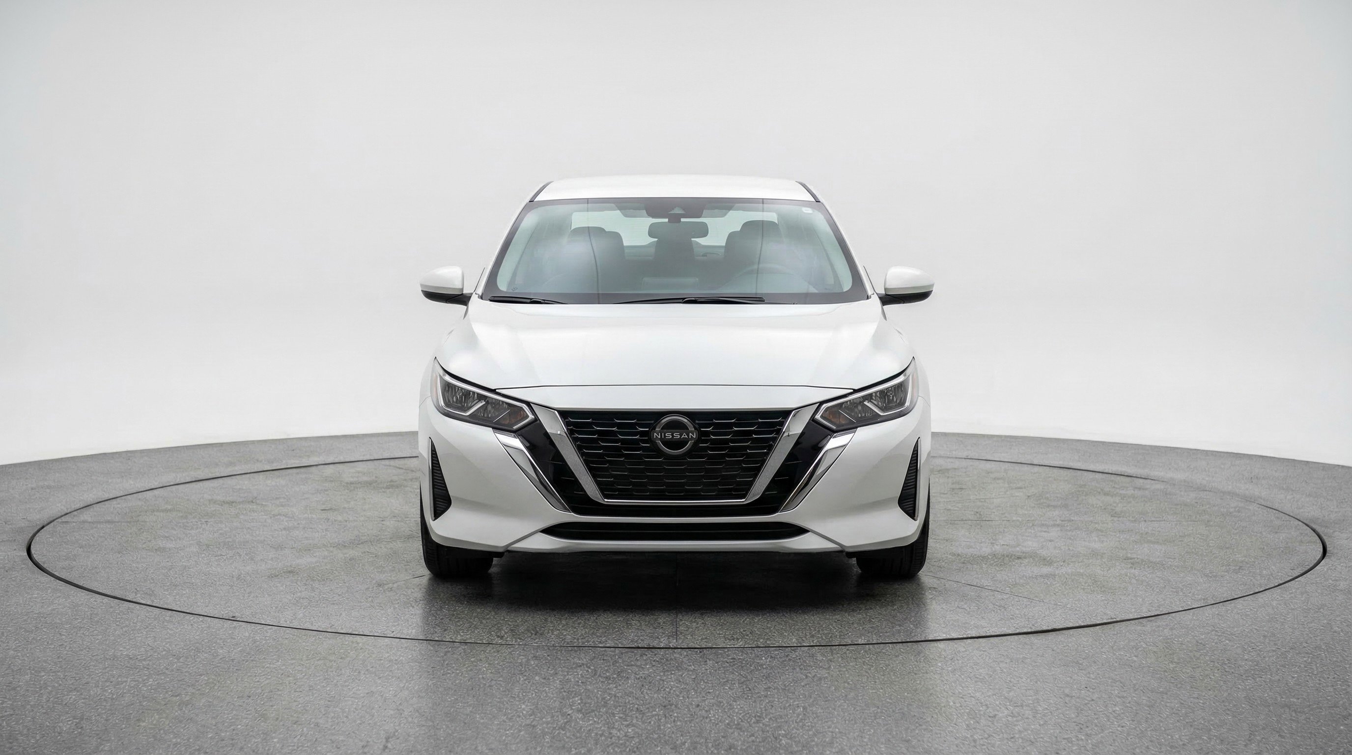 Used 2025 Nissan Sentra S image 2