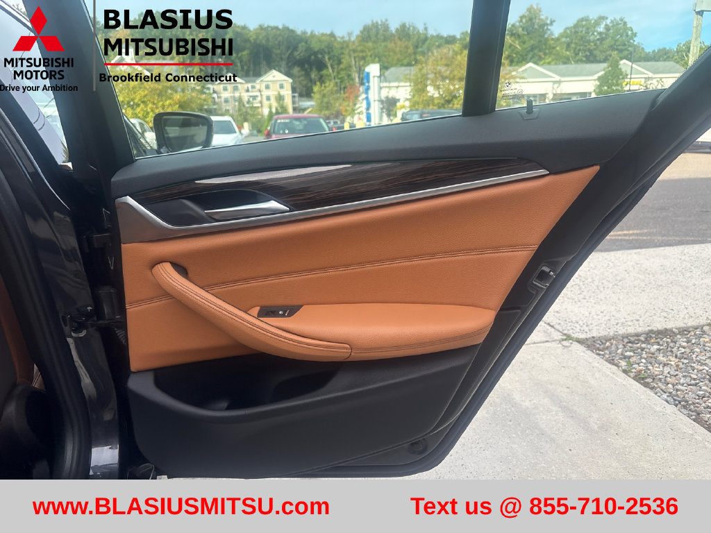 Used 2019 BMW 530i xDrive w/ Convenience Package AWD/4WD image 45