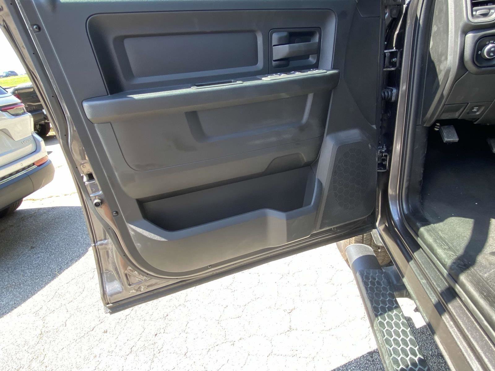 Used 2025 RAM 2500 Tradesman image 20
