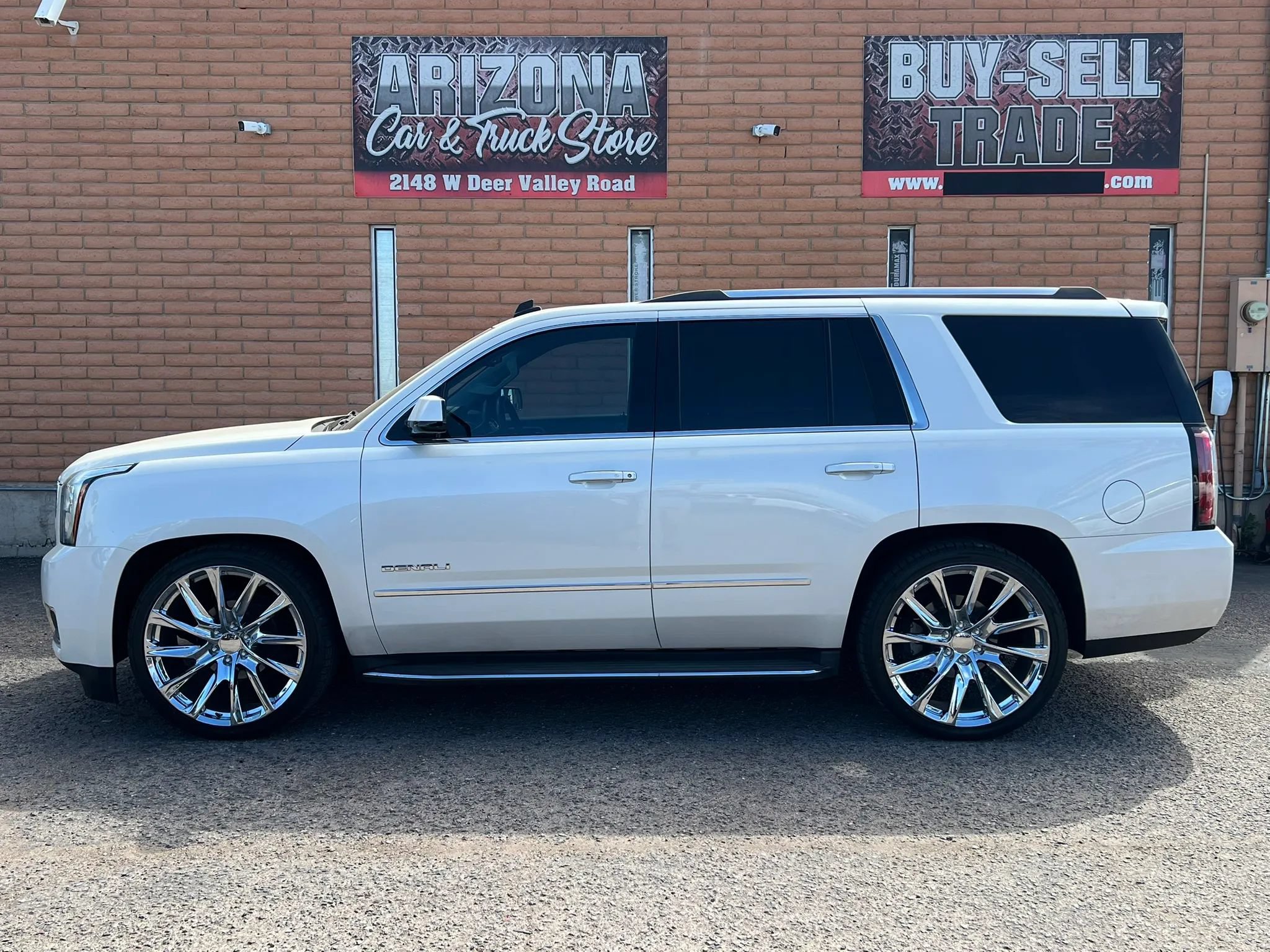 Used 2015 GMC Yukon Denali w/ Touring Package
