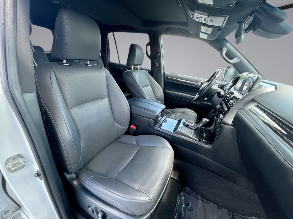 Used 2023 Lexus GX 460 Premium AWD/4WD image 16