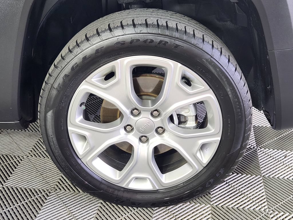 Used 2023 Jeep Renegade Limited AWD/4WD image 9