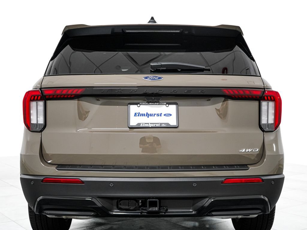 New 2026 Ford Explorer ST-Line w/ ST-Line Street Pack AWD/4WD image 7