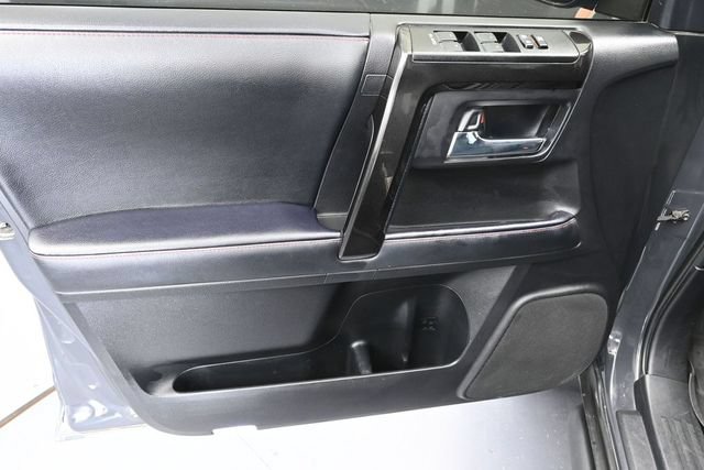 Used 2024 Toyota 4Runner TRD Off-Road Premium w/ Moonroof Package AWD/4WD image 26