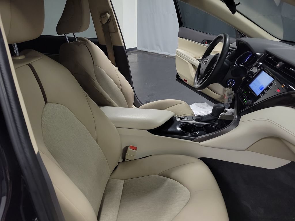 Used 2020 Toyota Camry LE AWD/4WD image 21