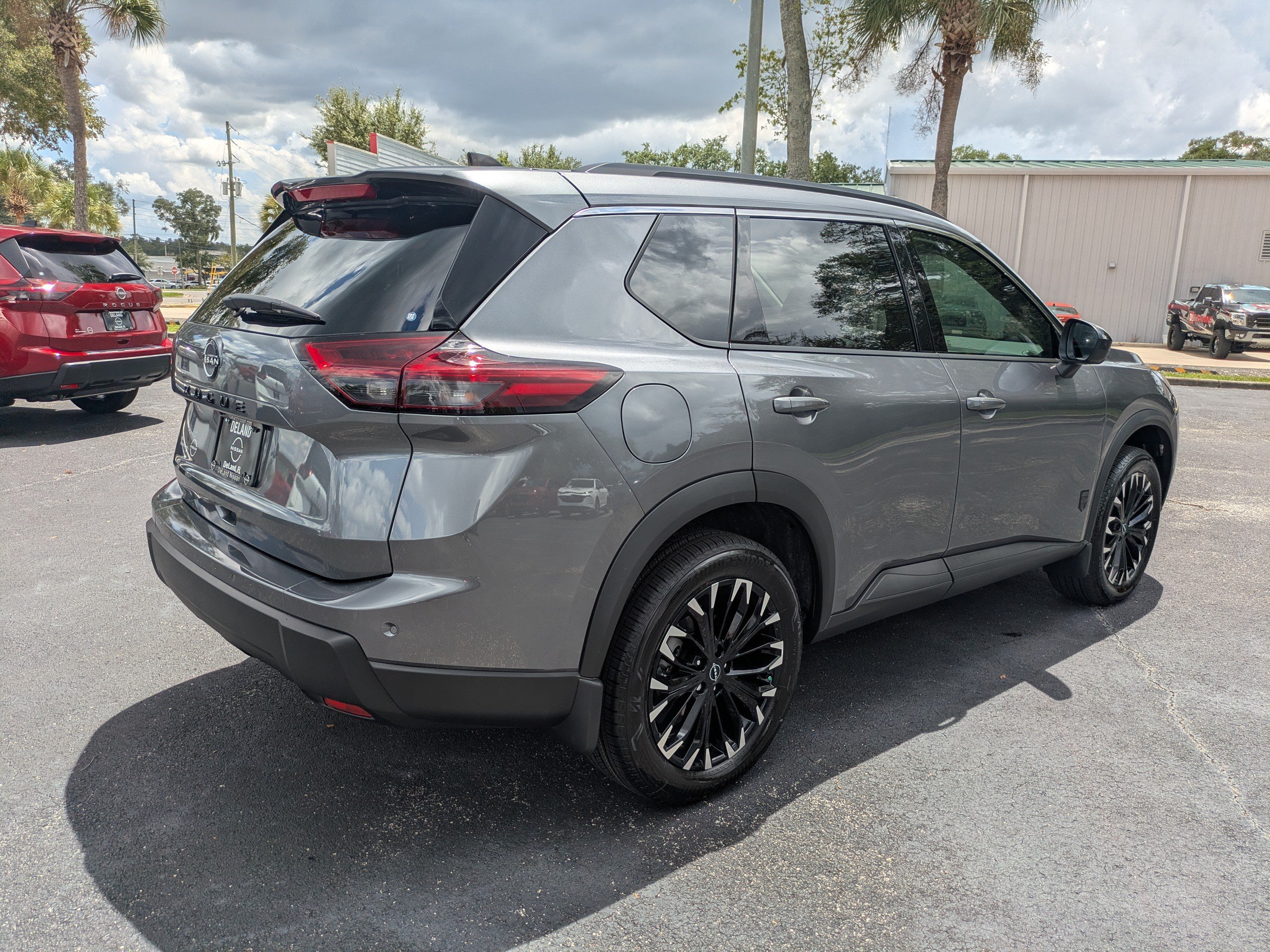 New 2026 Nissan Rogue Dark Armor FWD image 4
