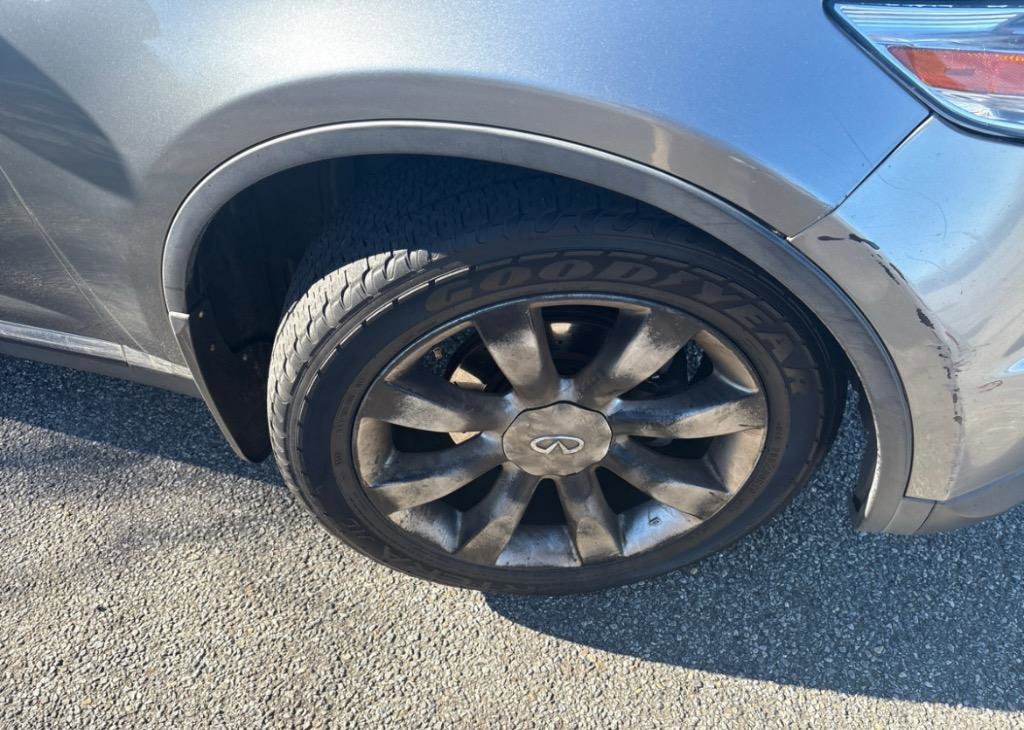 Used 2007 INFINITI FX35 AWD image 16