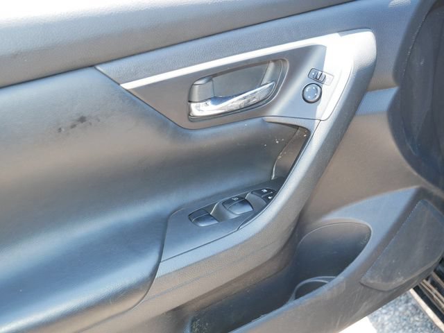 Used 2016 Nissan Altima 2.5 S w/ Power Driver Seat Package FWD image 15