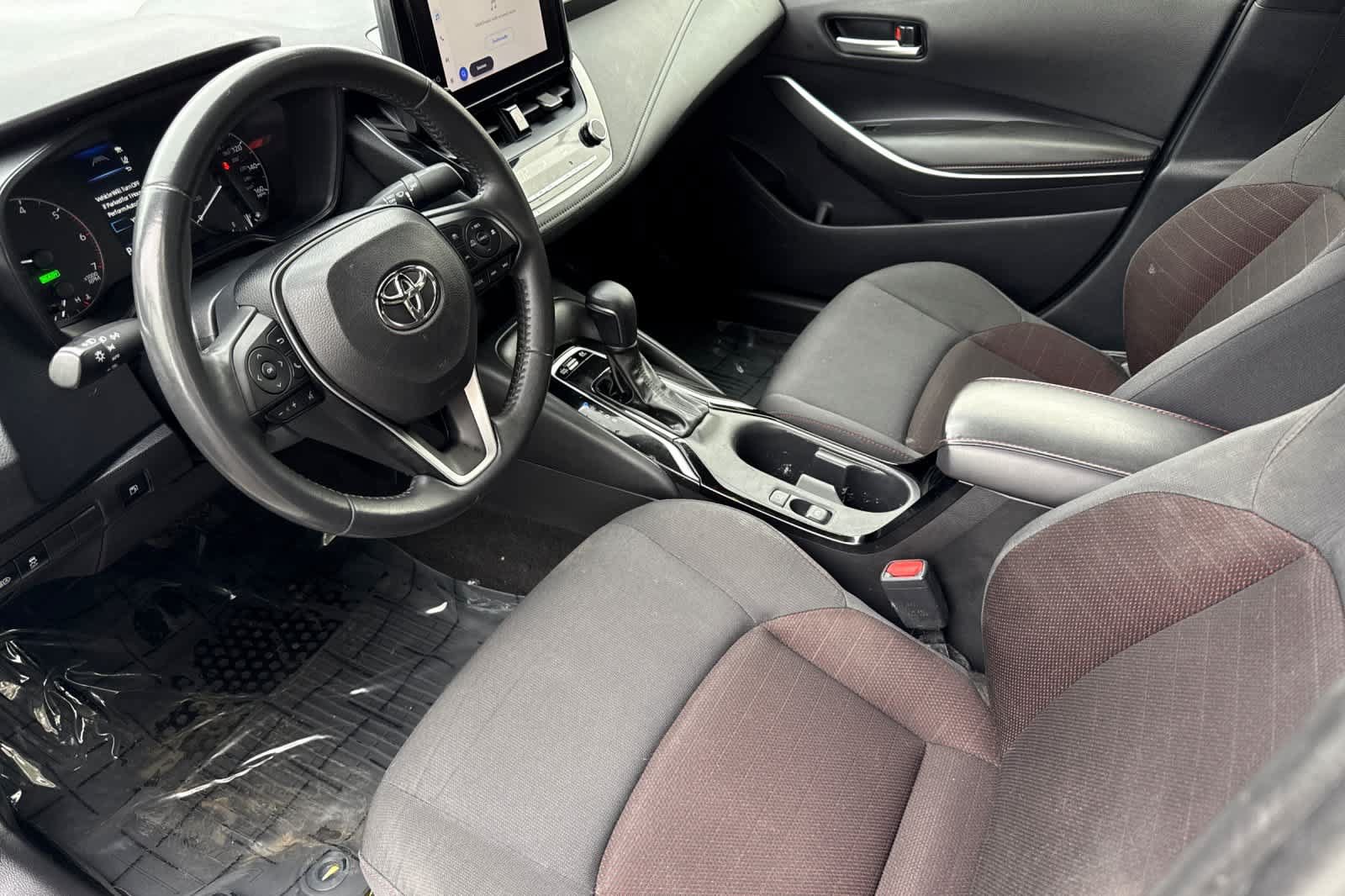 Used 2024 Toyota Corolla SE AWD/4WD image 11