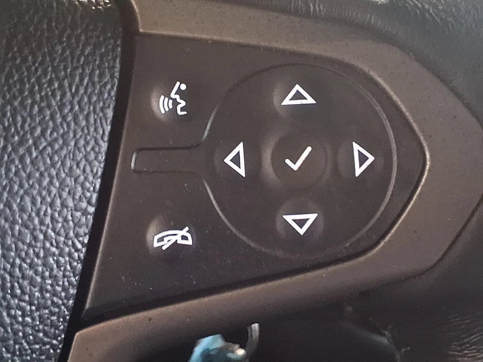Used 2019 Chevrolet Colorado Z71 AWD/4WD image 24