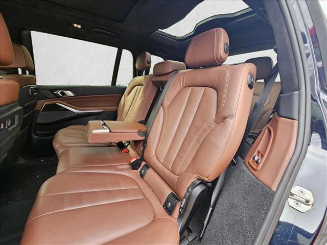Used 2021 BMW X7 xDrive40i w/ M Sport Package image 12