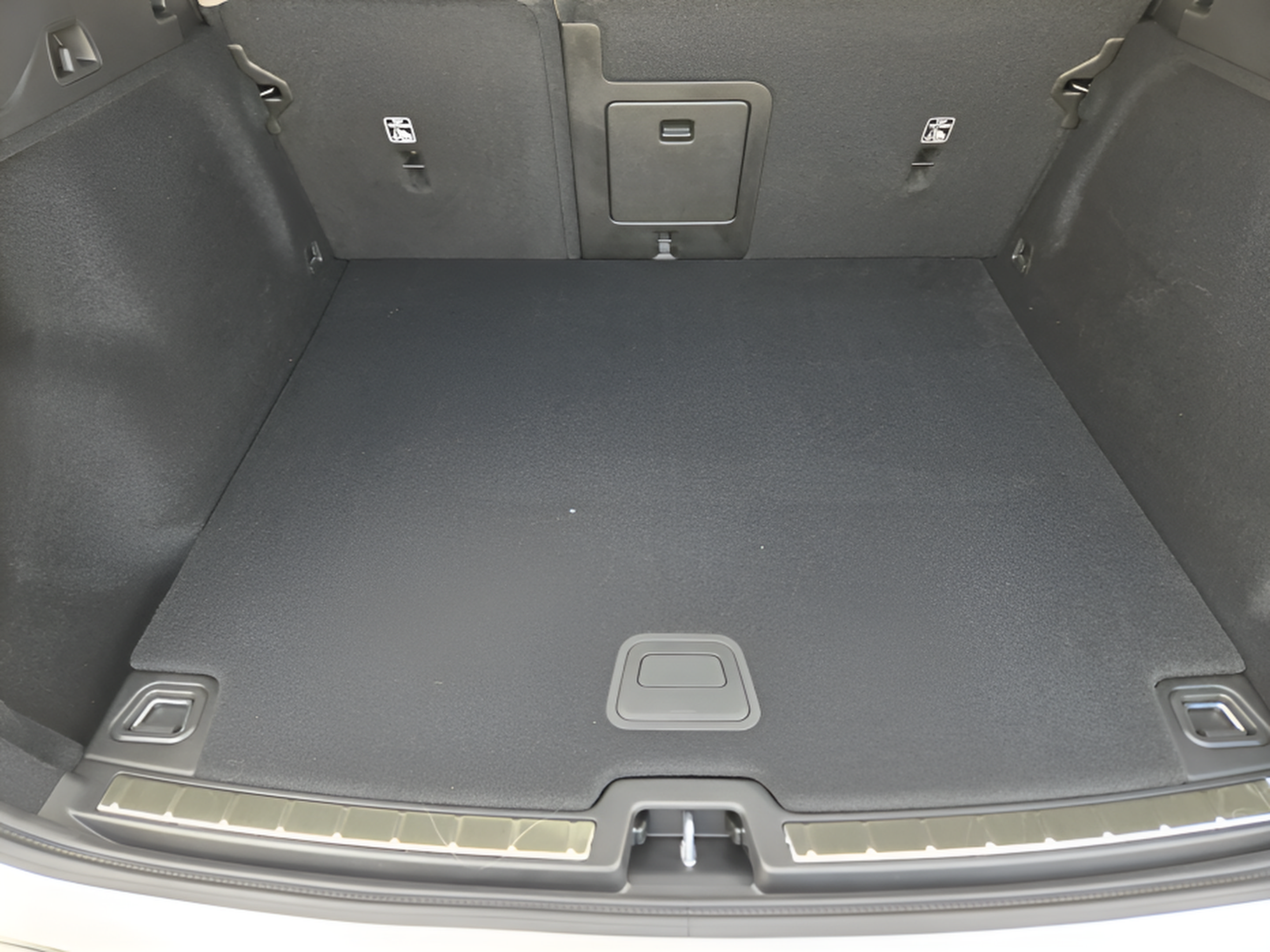 Used 2026 Volvo XC60 B5 Plus w/ Protection Package Premier AWD/4WD image 26