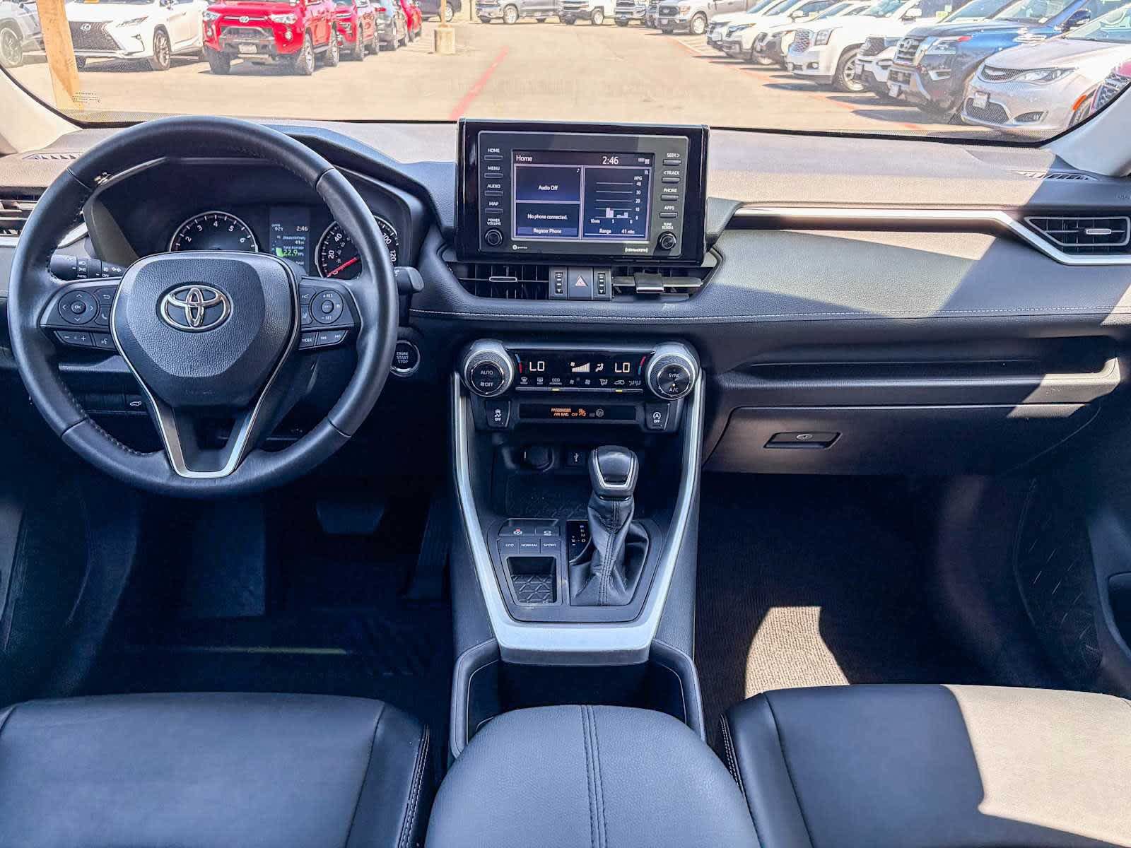 Used 2022 Toyota RAV4 XLE Premium w/ Carpet Mat Package (TMS) FWD image 11