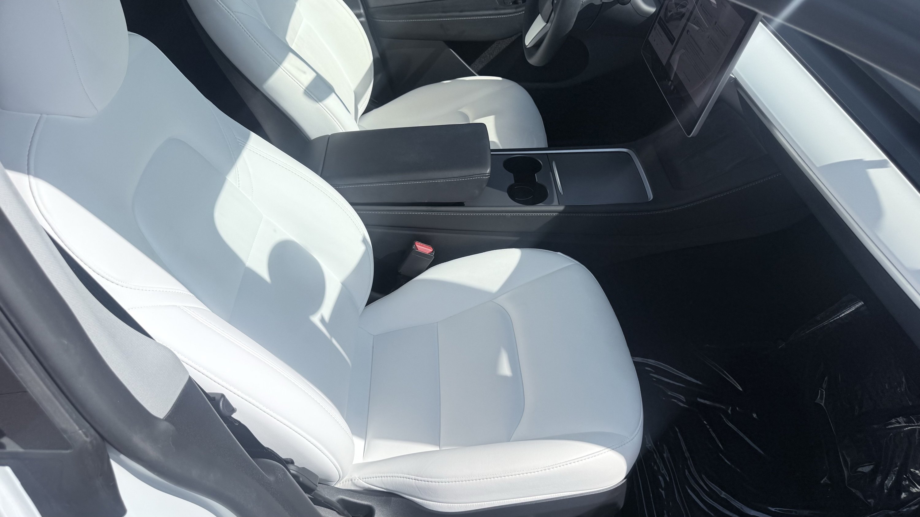 Used 2023 Tesla Model Y Long Range AWD/4WD image 39