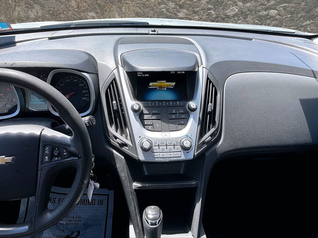 Used 2017 Chevrolet Equinox LS FWD image 5