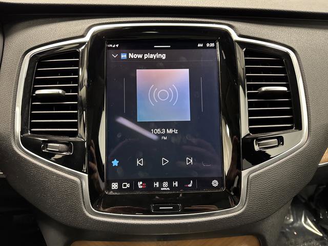 Used 2024 Volvo XC90 B5 Plus image 19