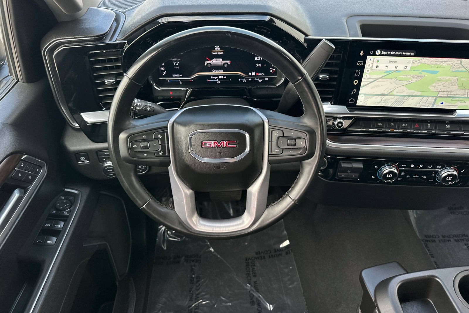 Used 2025 GMC Sierra 1500 SLT AWD/4WD image 17
