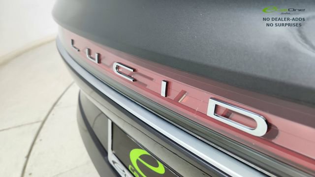 Used 2024 Lucid Air Touring image 16