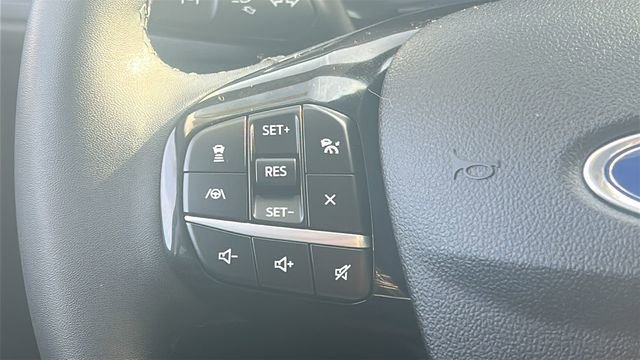 Used 2021 Ford Escape Titanium image 25