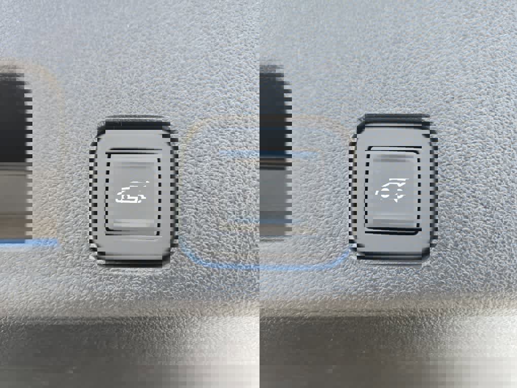 New 2026 Chevrolet Traverse RS image 37