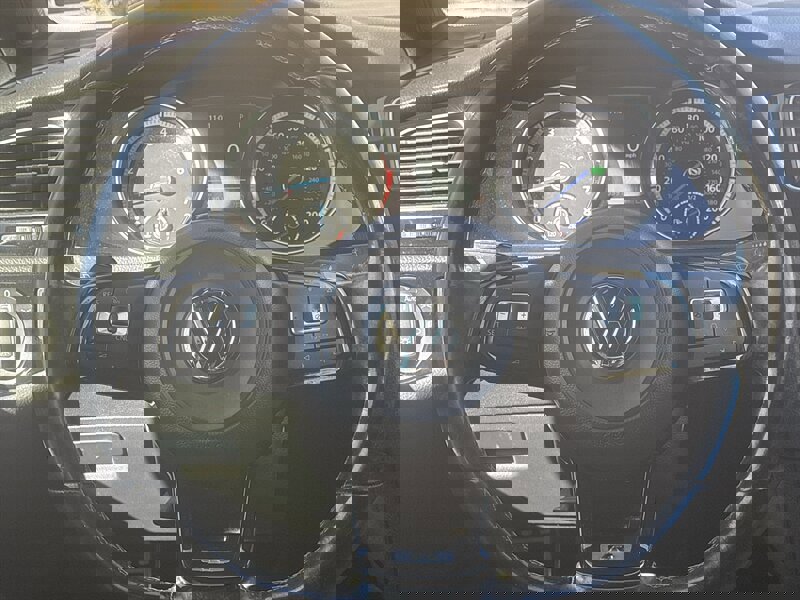 Used 2016 Volkswagen Golf 4-Door image 29