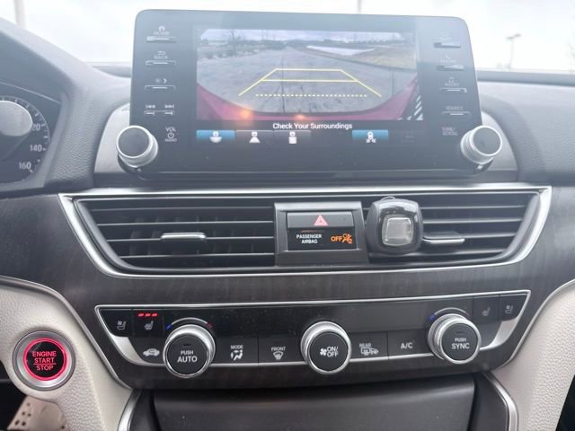 Used 2018 Honda Accord Touring image 18