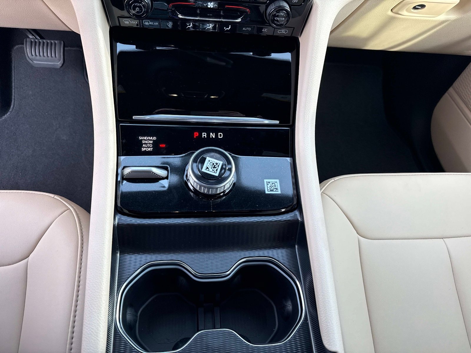 New 2025 Jeep Grand Cherokee Limited AWD/4WD image 26