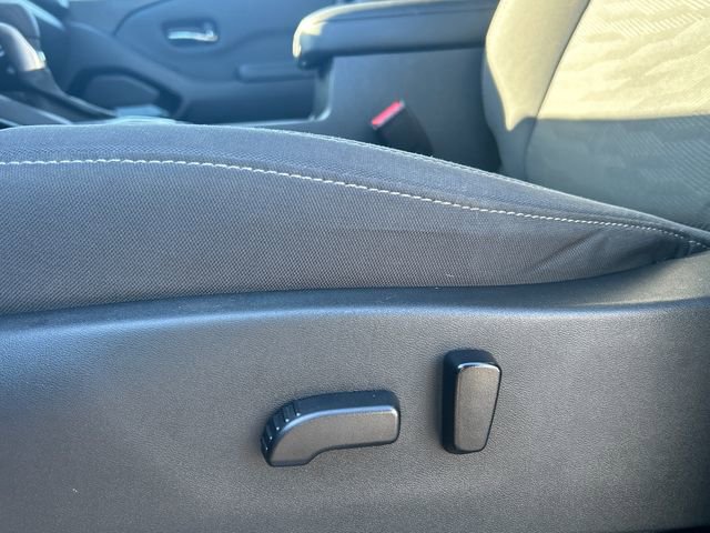 Certified 2023 Nissan Frontier SV w/ Midnight Edition Package image 11