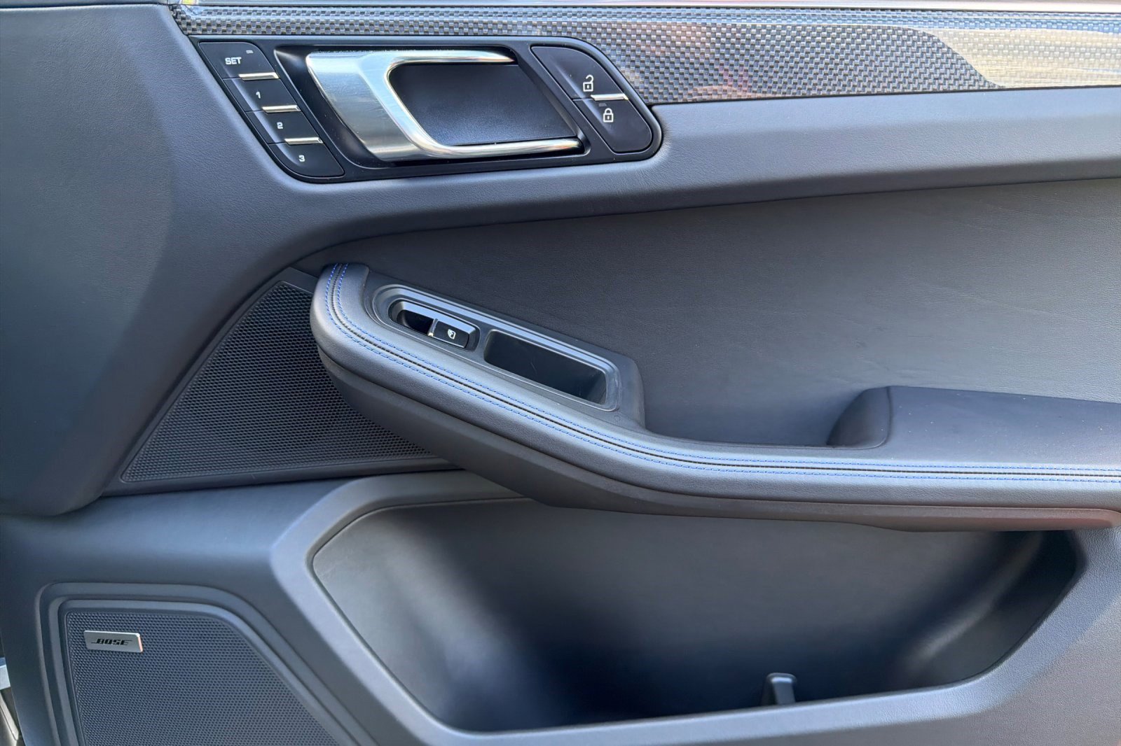 Used 2025 Porsche Macan GTS image 22