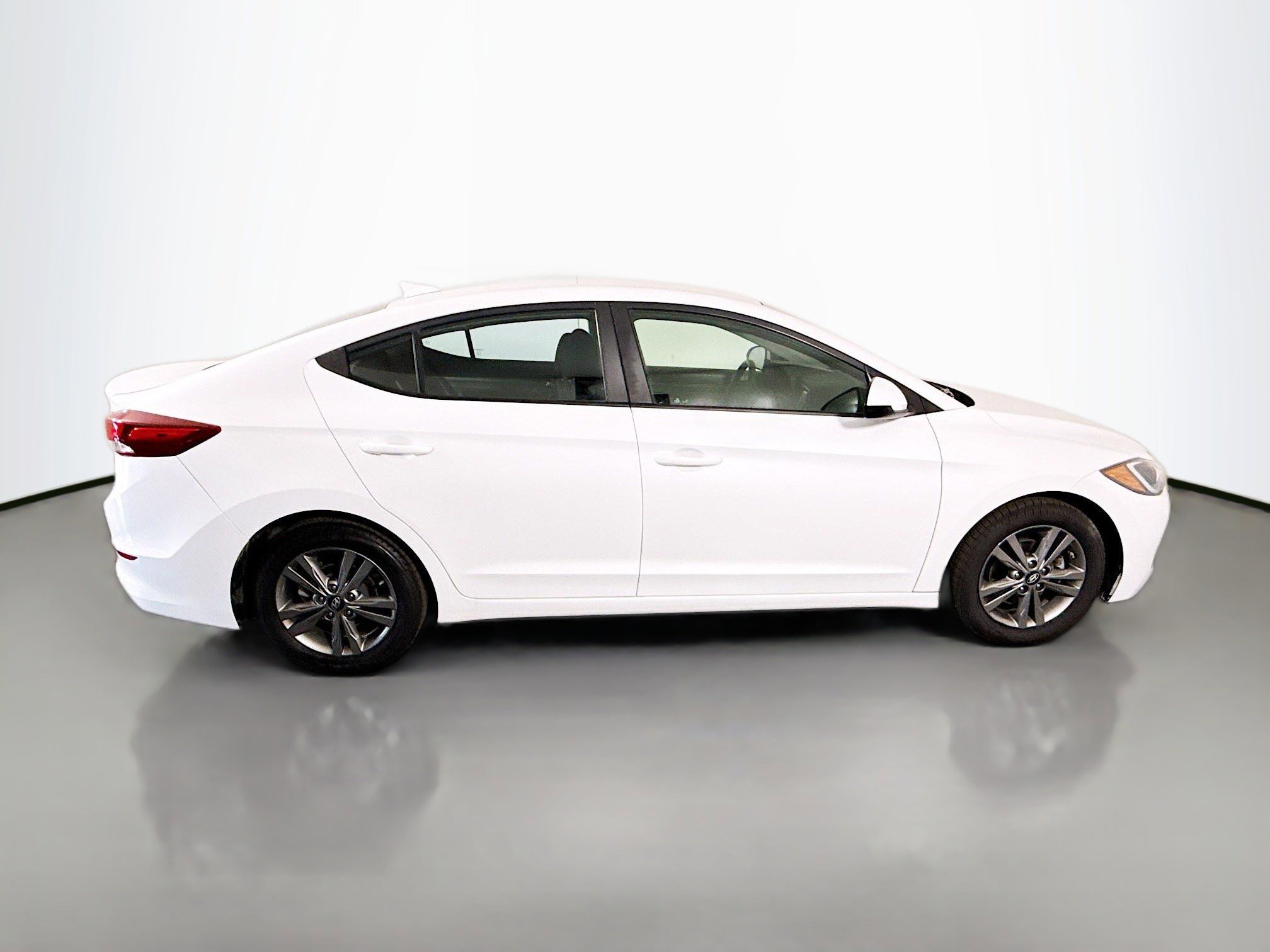 Used 2018 Hyundai Elantra SEL image 11
