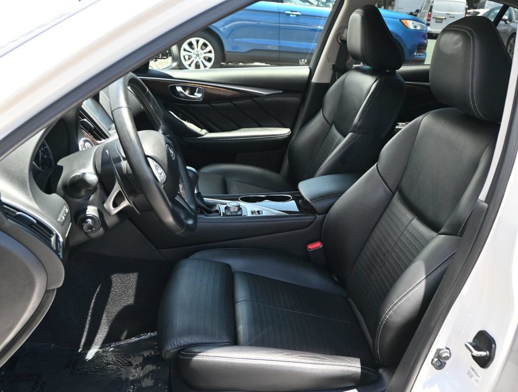 Used 2016 INFINITI Q50 Red Sport 400 RWD image 18