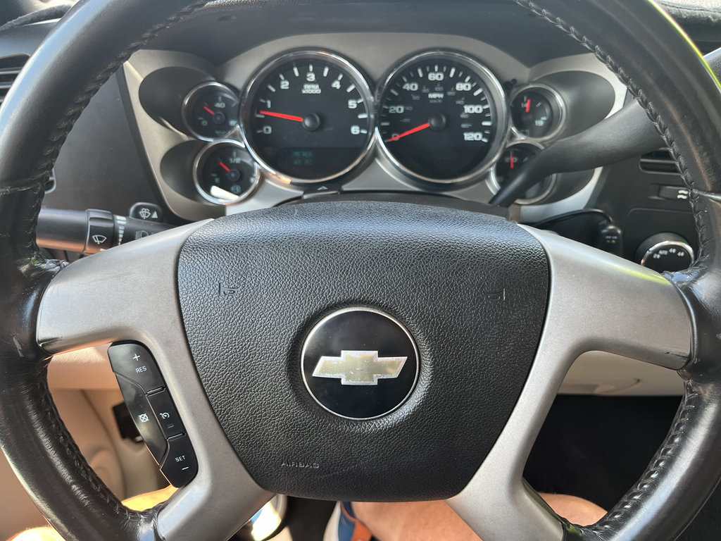 Used 2009 Chevrolet Silverado 1500 LT AWD/4WD image 13