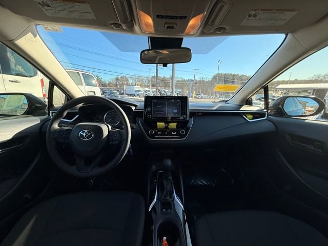 Used 2022 Toyota Corolla LE image 16