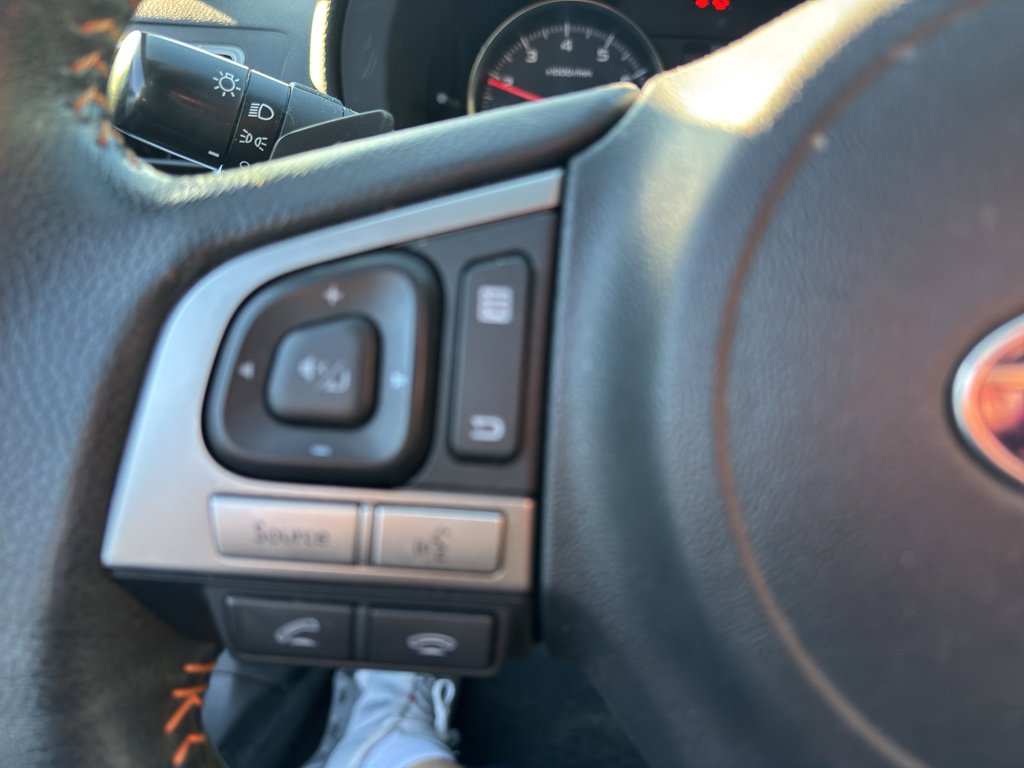 Used 2016 Subaru Crosstrek 2.0i Premium w/ Moonroof Package image 9