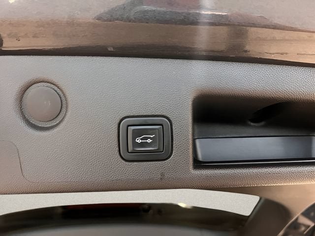 Certified 2022 Chevrolet Equinox Premier FWD image 7