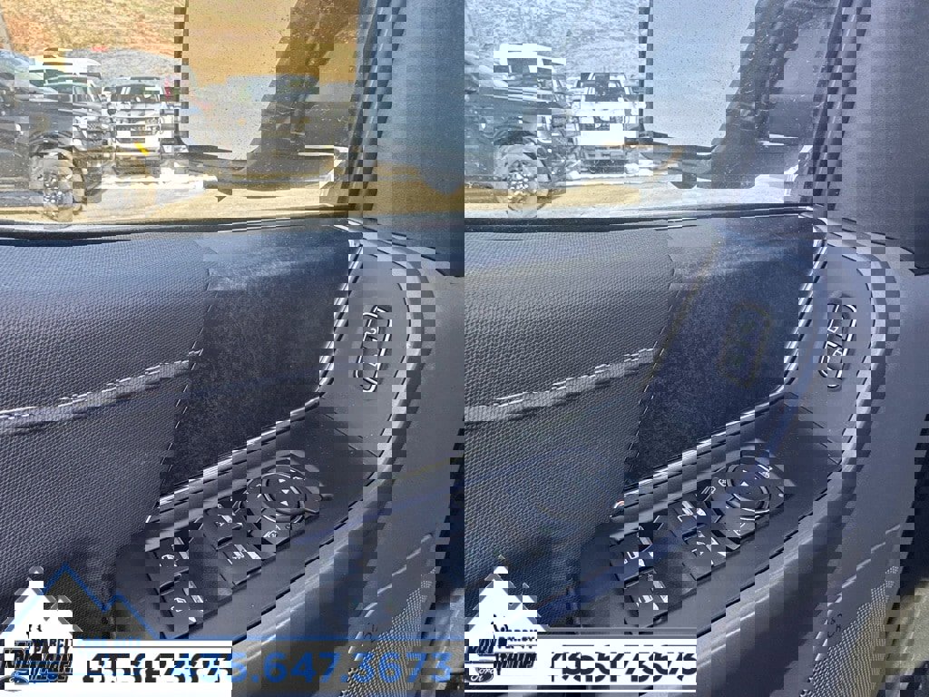 New 2025 Ford F150 Lightning Flash image 38