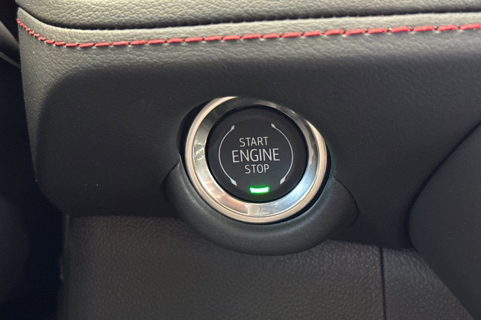 New 2026 Chevrolet Suburban RST image 27