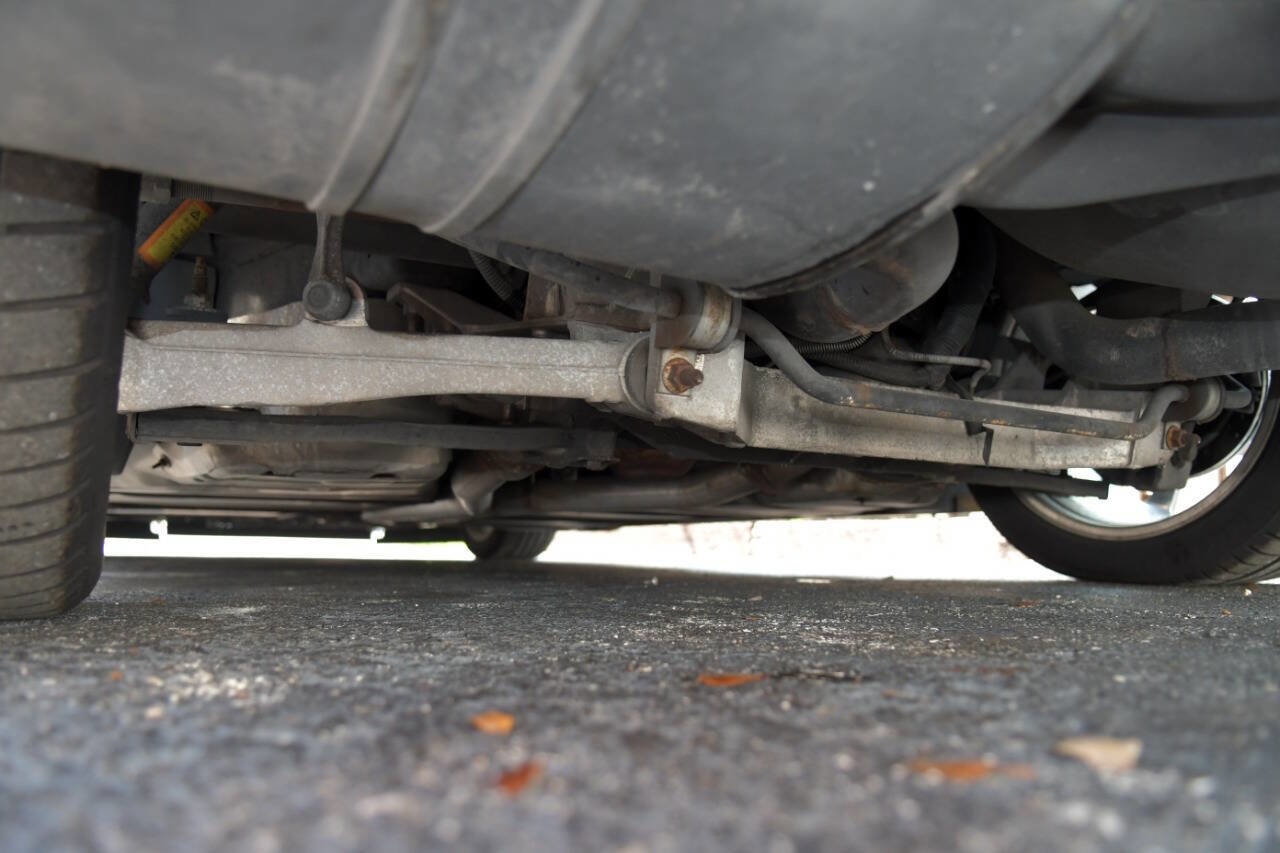 Used 2003 Chevrolet Corvette Coupe w/ Preferred Equipment Group image 7