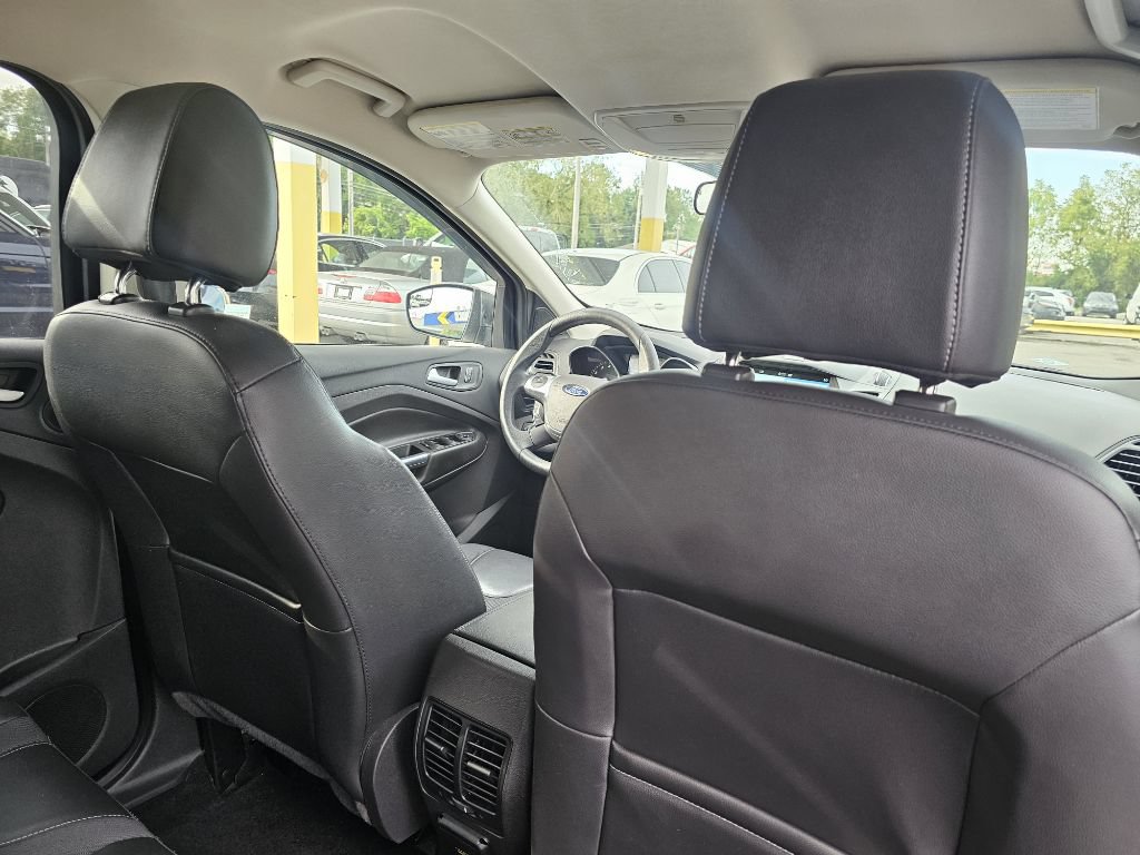 Used 2016 Ford Escape SE w/ SE Chrome Package AWD/4WD image 36