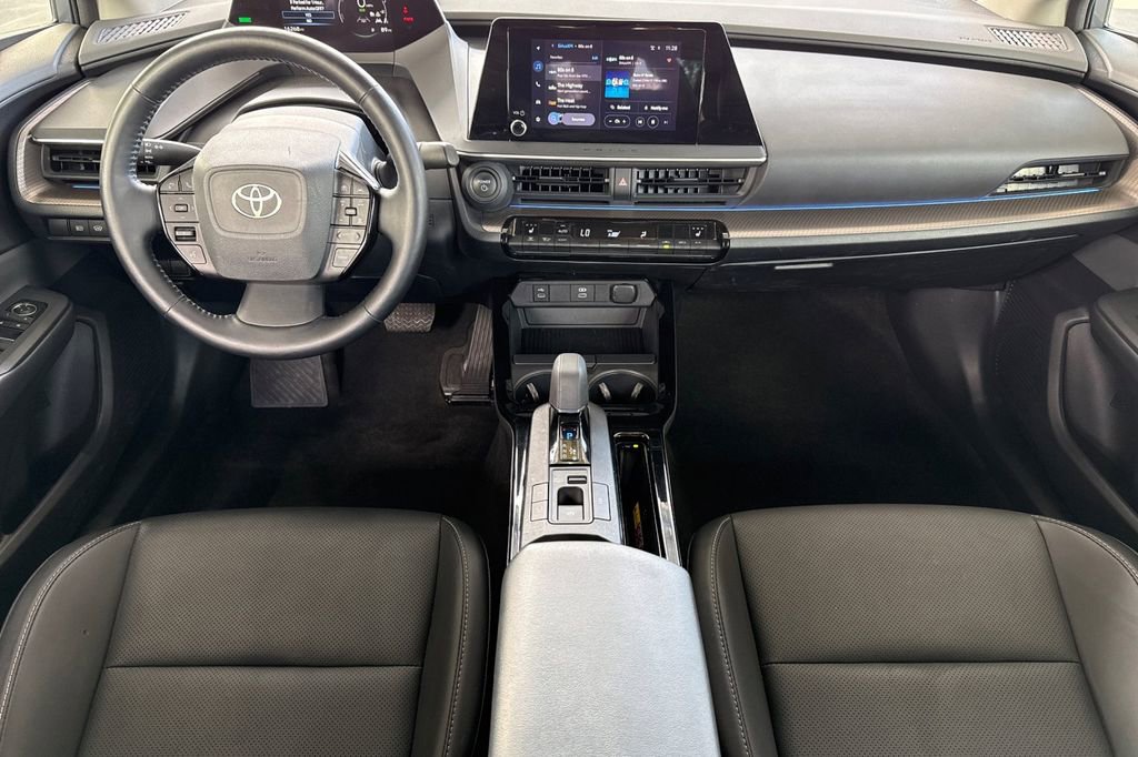 Used 2025 Toyota Prius XLE FWD image 20